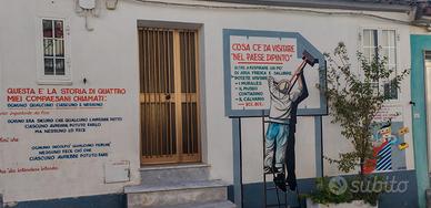 Immobile con murales a Montegiordano