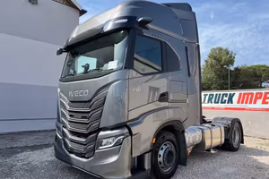 Iveco S-Way 500 a km 0, grigio metallizzato, clima