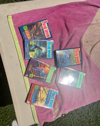Libri piccoli brividi