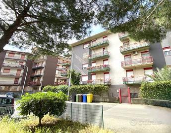 Appartamento di 125 m² con 4 locali e box auto a C
