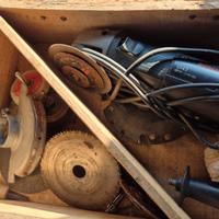 smerigliatrice funzionante