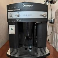 Macchina caffe Magnifica Delonghi