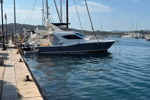 Uniesse 48 HT ANNO 2011 Barca 3 cabbine