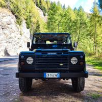 Land Rover Defender 2,5 Td5 Cat SW 6 posti