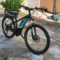 e-bike Cube taglia S 