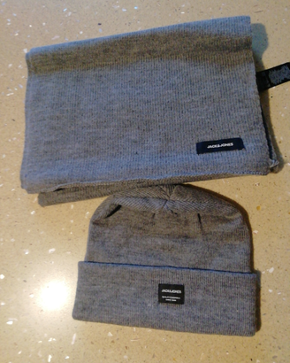 Sciarpa e berretto Jack Jones