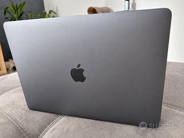 MacBook Air M1 8 GB RAM, SSD 256 GB