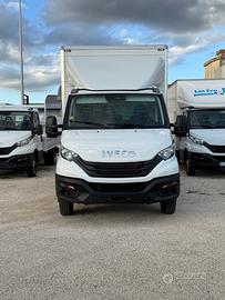 IVECO DAILY 35C 16 H Quad Tor 3750 Furgone