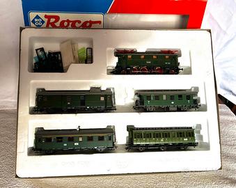 Roco locomotore E 32 103 con quattro vagoni