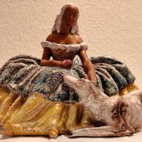 Statuetta Antica Dama con Levriero - del 700