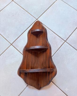 Angoliera rustica in legno a 3 ripiani