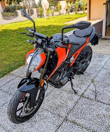 KTM DUKE 125