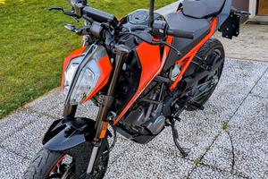 KTM DUKE 125
