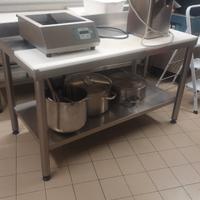 tavolo inox con tagliere per macelleria 
