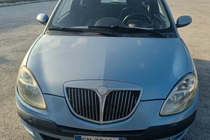 Lancia Ypsilon 1.2 60 cv