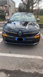 Renault megane elettrica