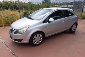 Opel Corsa 1.2 80CV 3 porte GPL-TECH Edition gomme
