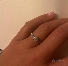 Anello oro bianxo 18k