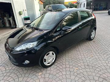 Ford Fiesta 1.2 60CV 5 porte Titanium G P L SOLO 1