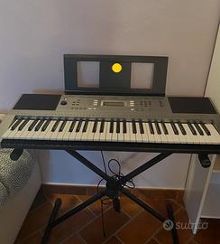 Tastiera Yamaha PSR353