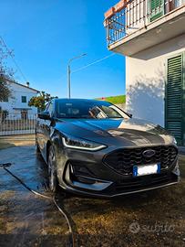 Ford Focus St line X 2023