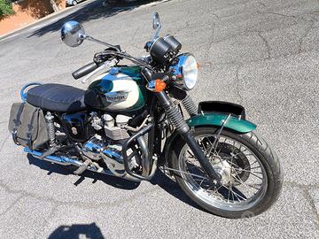 Triumph Bonneville T100 EFI
