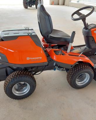 TRATTORINO RIDER HUSQVARNA R 316 TX AWD