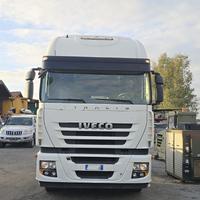 Trattore stradale iveco stralis 450