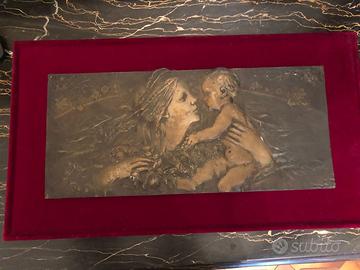 Quadro con madonna in bronzo  cm 60 x 34