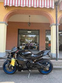 Yamaha YZF R1 TUA A 7800€ OPERAZIONE 50%