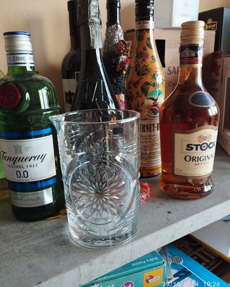 mixing glass