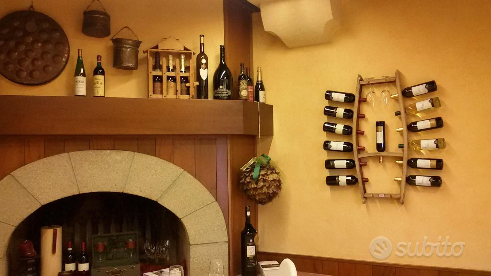 Cantinetta portabottiglie da parete - porta vino - Arredamento e Casalinghi  In vendita a Vicenza