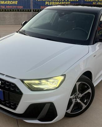 AUDI A1 TFSI S line edition GARANZIA