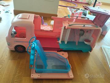 camper Barbie 