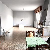 Appartamento con garage e ampi spazi