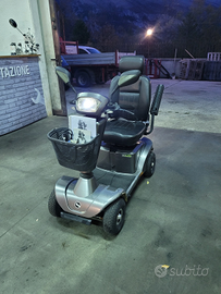 Motocarrozzetta elettrica x anziani e disabili