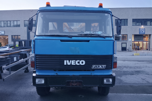 Targa Gialla iveco