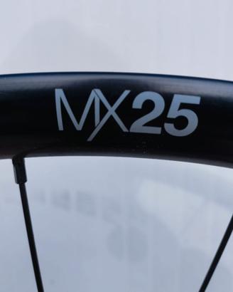 Ruote alluminio corsa/gravel