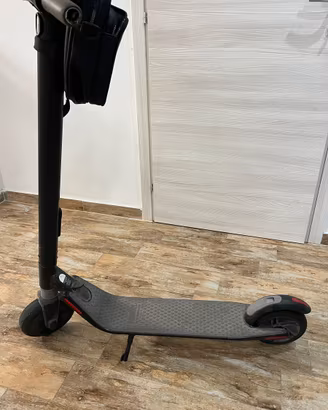 Monopattino elettrico NINEBOT SEGWAY ES2