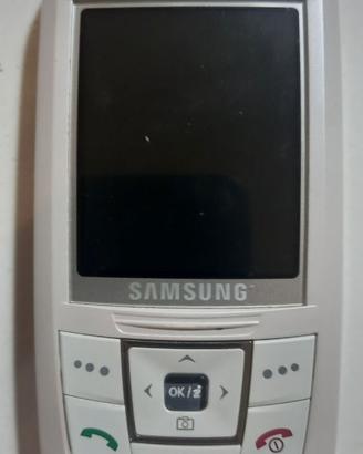 Cellulare a Scorrimento Samsung E-210i Bianco