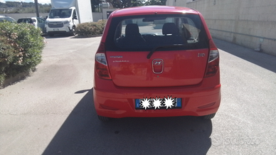 Auto Hyundai i10