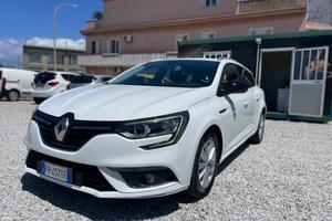 Renault Megane Mégane Sporter dCi 8V 110 CV EDC En