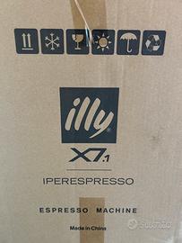 Macchina caffè Illy nuova