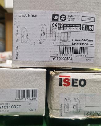 Maniglione Iseo , scrocchi laterali,maniglia inox 