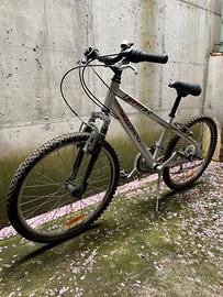 Mountainbike Silvestar 24” pari al nuovo