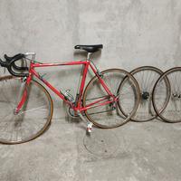 BICI DA CORSA 🚴CON 2 RUOTE DI SCORTA DA GARA A 36