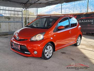 Toyota Aygo 1.0 5p Lounge Connect 68cv Automatica