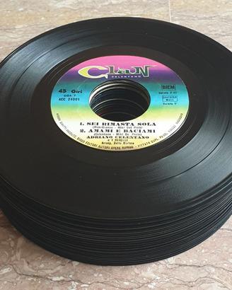 Lotto B di 25 Vinili 45 Giri di Musica Anni 50/60