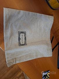 dustbag Gucci