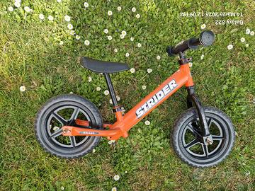 Bicicletta senza pedali